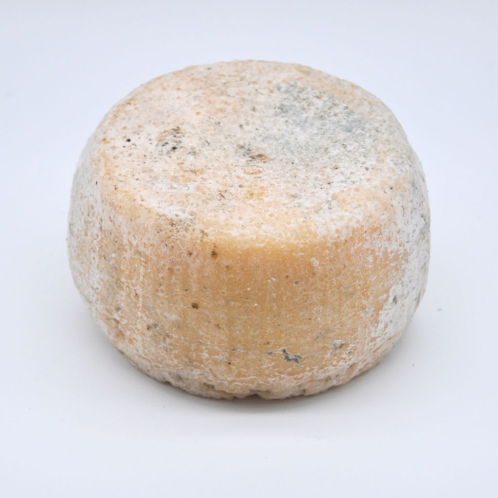 Tometta Artigianale a Latte Crudo di Vacca